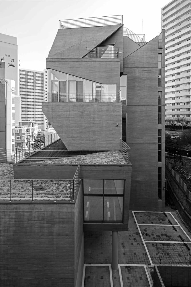 03_002_rear_side_002