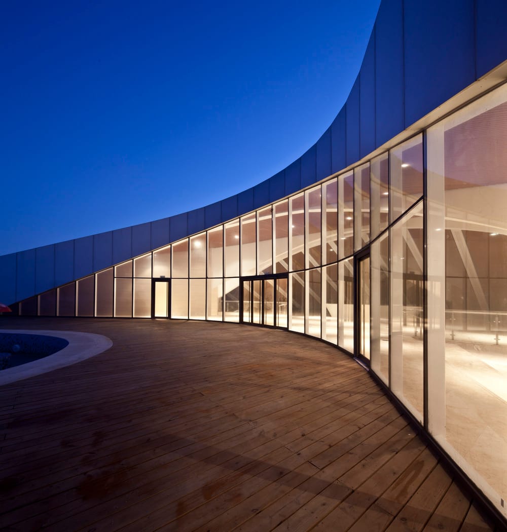 LanQiao Clubhouse / HHD_FUN Mimarlar