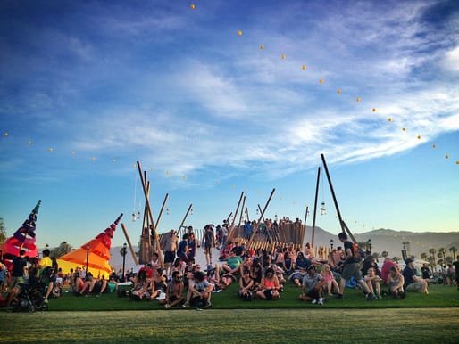 Coachella Vadisi Müzik ve Sanat Festivali: Kaldırım Sonu Kaliforniya