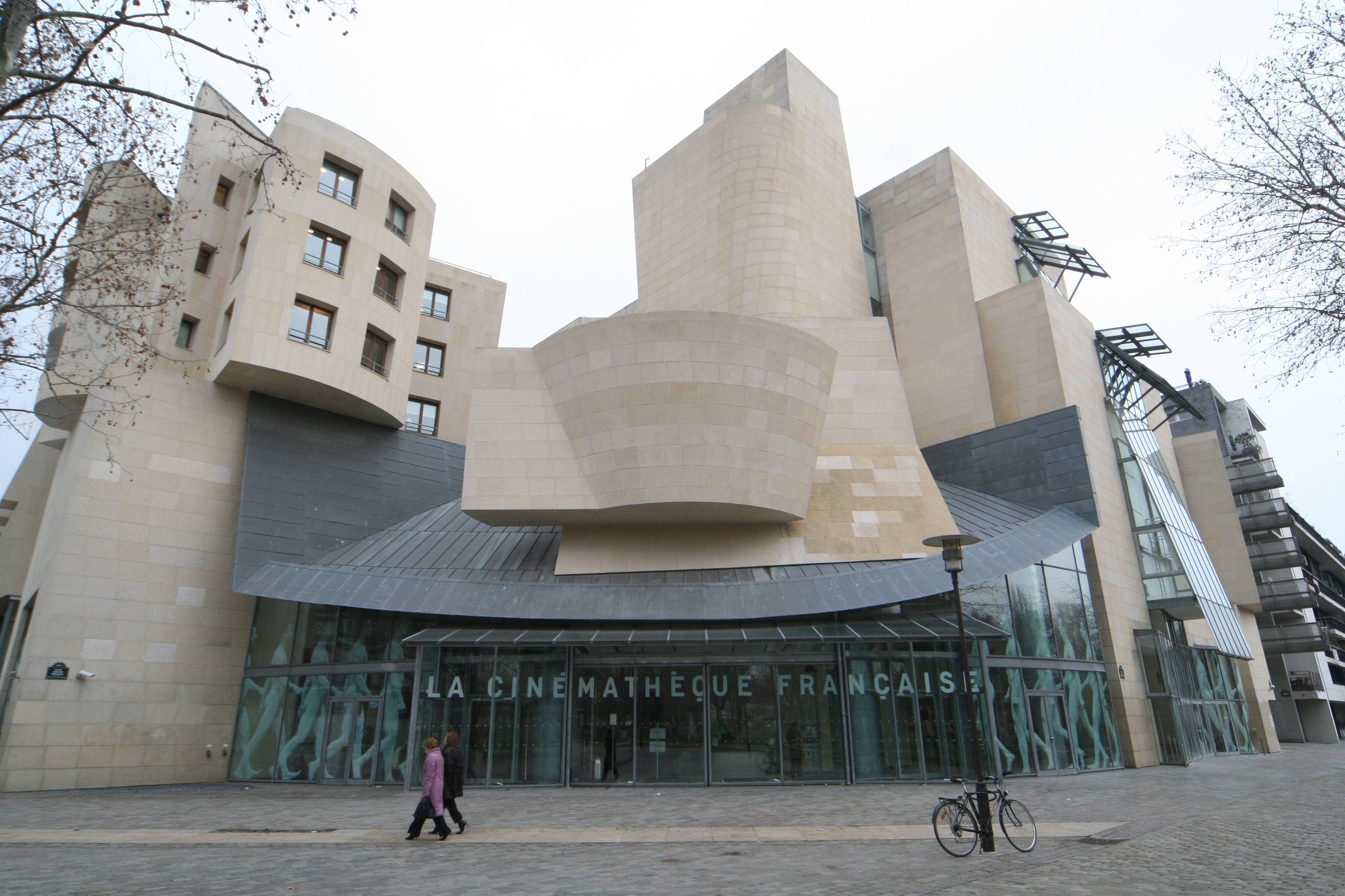 Frank Gehry’nin Paris Sinematek Binası