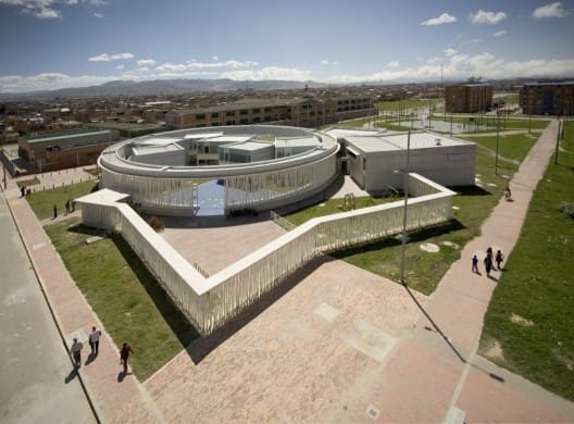 El Porvenir Sosyal Kreş / Giancarlo Mazzanti