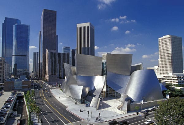 Walt Disney Konser Salonu / Frank Gehry