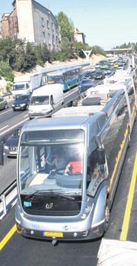 Metrobüste sorun ‘Haliç Köprüsü’