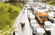 Trafik 45 dakika durunca 2 milyar dolar uçuyor