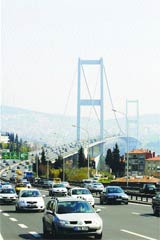 Köprüye yabancı akını