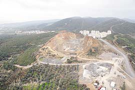 Gaziemir’de taşocağına tiyatro inşa edilecek