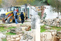 Pamukkale’de betona balyoz