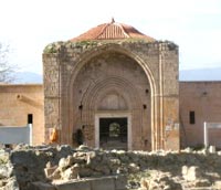 Ahmet Gazi’nin hatırasına saygısızlık