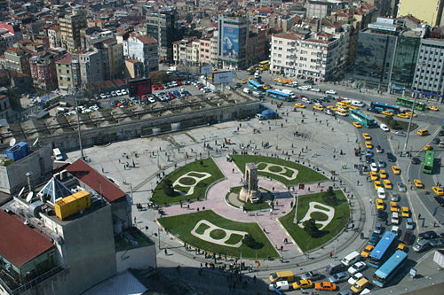 500px-taksim_square.jpg