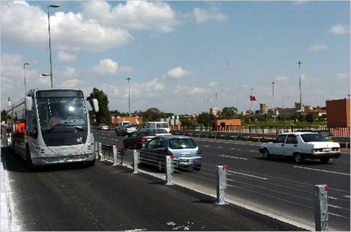 metrobus1.jpg