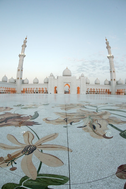 dhabi_mosque_5.jpg