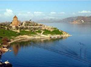 akdamar-adasy-guneth-enerjisiyle-aydynlanacak.jpg