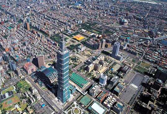 green-taipei-101-2.jpg