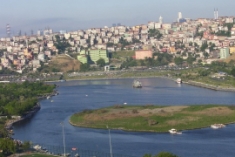 halic-edhitim-merkezine-donuthtu.jpg
