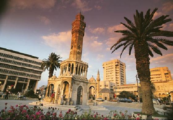 İzmir’i kültürle dönüştürmek