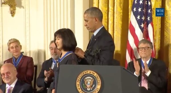 2016-Obama-Presidential-Medal-of-Freedom-Gehry-Lin-5