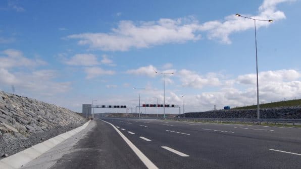 İstanbul Havalimanı’na yolculuk / Hakkı Yırtıcı