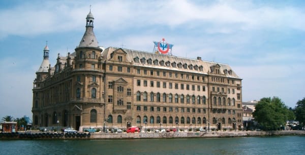 Haydarpaşa Garı / Lütfü Doğan TILIÇ