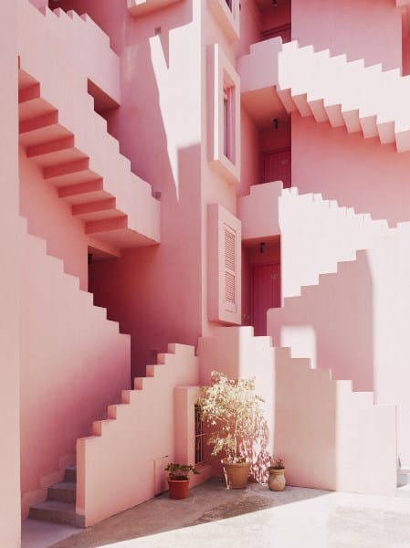 Arch2O-RicardoBofill-LaMurallaRoja-37