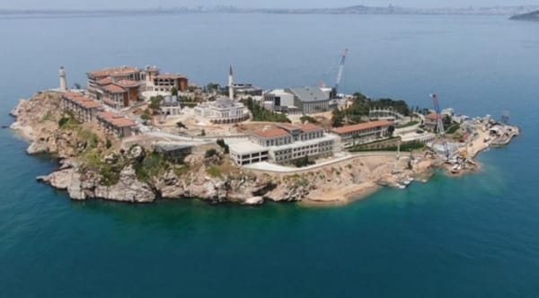 AKP’nin ‘Demokrasi ve Özgürlükler Adası’ olacak dediği Yassıada beton adası oldu