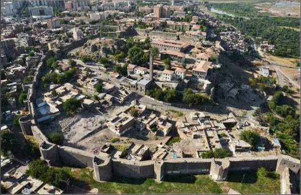 Diyarbakır Surları Ve Hevsel Bahçelerı Kültürel Peyzaj Alanı Korunmalıdır…