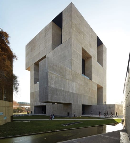 Alejandro Aravena’nın Yenilik Merkezi UC