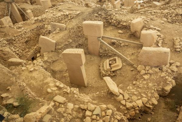 Oyuklar ve Höyükler: Göbekli Tepe’ye Bir Bakış Sergisi