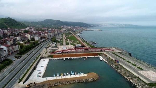 Trabzon’da karaya yapılan köprüye çözüm aranıyor