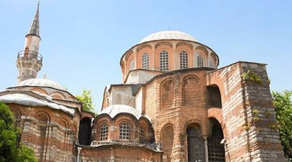 Camiye çevrilen Kariye’de tarihi fresk ve mozaikler kapatıldı