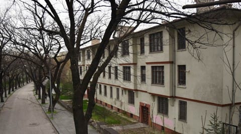 Mimarlar : Koruma Kurulu, Saraçoğlu Mahallesi’nde görevini yapmıyor, biraz vicdan