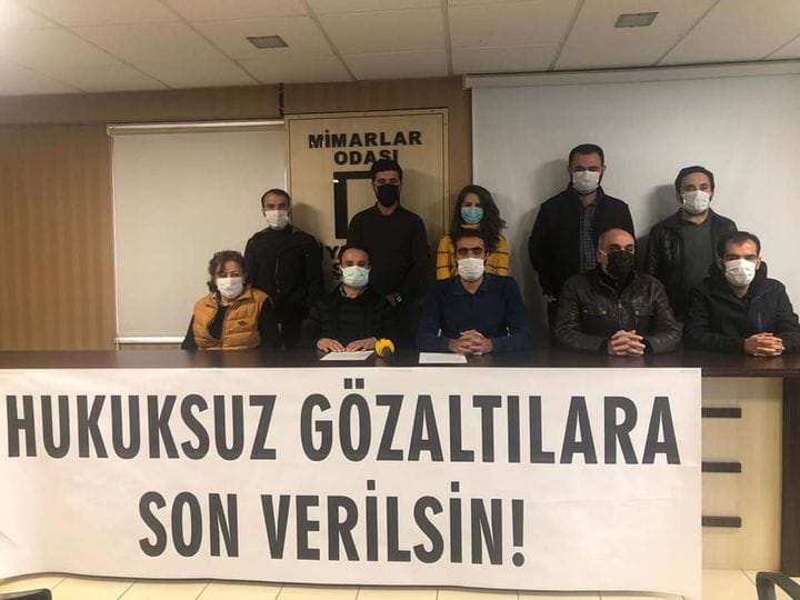 HUKUKSUZ GÖZALTILARA SON VERİLSİN!
