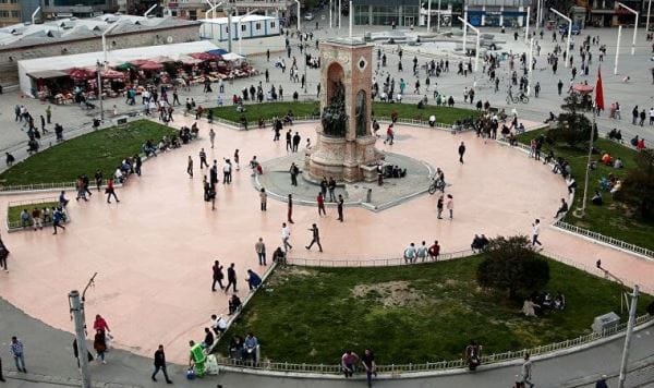 78’liler Girişimi Heyeti’nden 1977 katliamını hatırlatacak anıt talebi