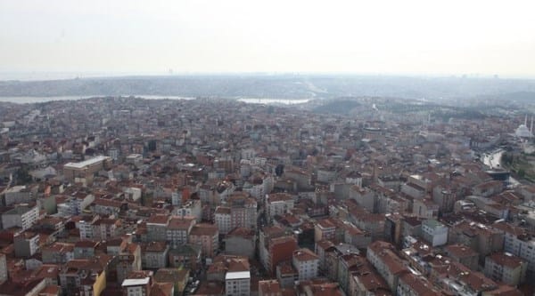 Rapor: İstanbul’un en yaşlı binaları hangi ilçelerde bulunuyor?