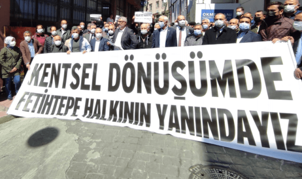 Okmeydanı’nda halk birleşti, siyasi partiler desteklerini açıkladı