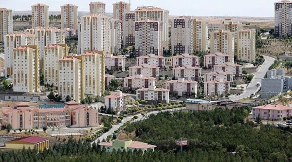Ülke bizim ama ev kira / Ozan Gündoğdu