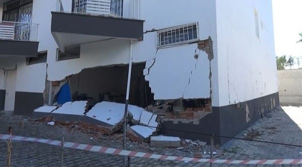 Devlet Kuşadası’ndaki depremzedeleri unuttu