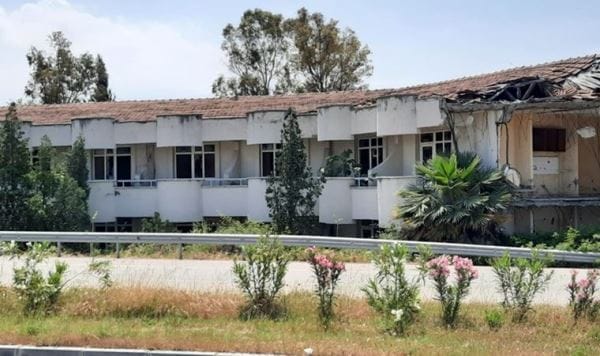 Salgın dönemlerinde kullanmak için yapılan tesisler talana ve çürümeye terk edildi