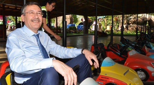 Toprağa rant dikildi