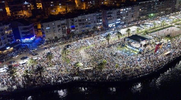 Dikili Kültür, Sanat, Demokrasi ve Emek Festivali coşkuyla başladı