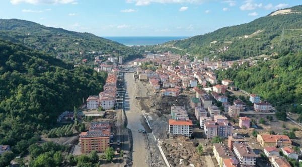 Sel bölgesinde yaralar sarılmadı