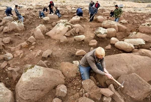 UNESCO’nun geçici listesindeki Yesemek’te 15 heykel gün yüzüne çıkarıldı