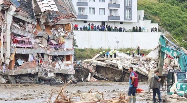 Afet konutları hani bir yılda bitecekti?