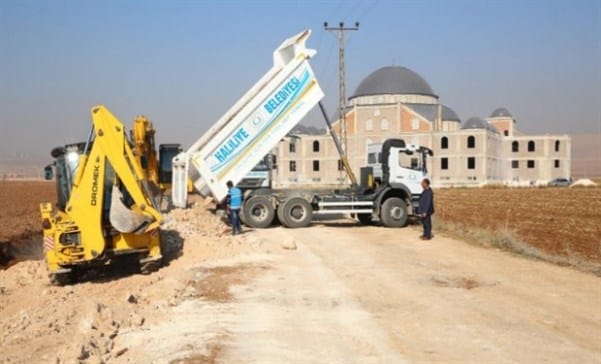 Tarikatlar ve Mimari / L. DOĞAN TILIÇ