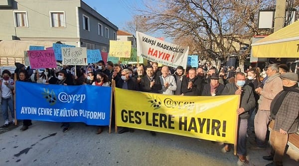 Köylünün meyve arazileri üzerine yapılmak istenen GES’e tepki