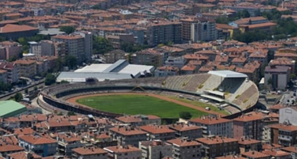 Yargı, Cebeci Stadyumu alanına Millet Bahçesi yapılması planlarının yürütmesini durdurdu