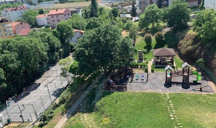 AKP’li Üsküdar Belediyesi 2 parkı imara açtı