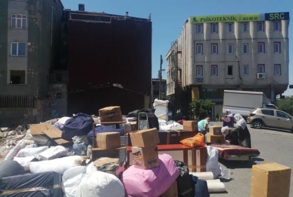 Bir yanda kentsel dönüşüm zorbalığı bir yanda geçim derdi: Fetihtepe’den geçim göçü