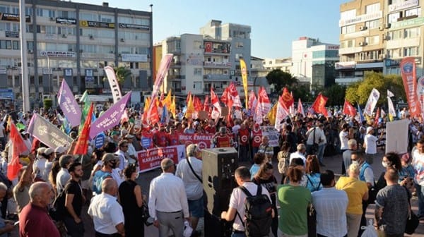 Direniş gemiyi durduracak!