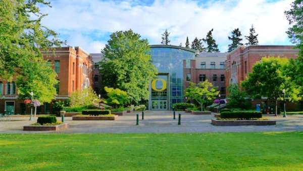 OREGON ÜNİVERSİTESİNDE AHŞAP EK BİNALAR…