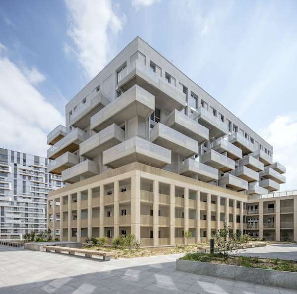 Bordeaux’da Tri Postal